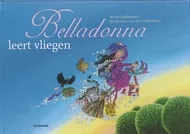 pluizer_Belladonna_leert_vliegen.jpg