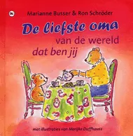 pluizer_De_liefste_oma_van_de_wereld.gif